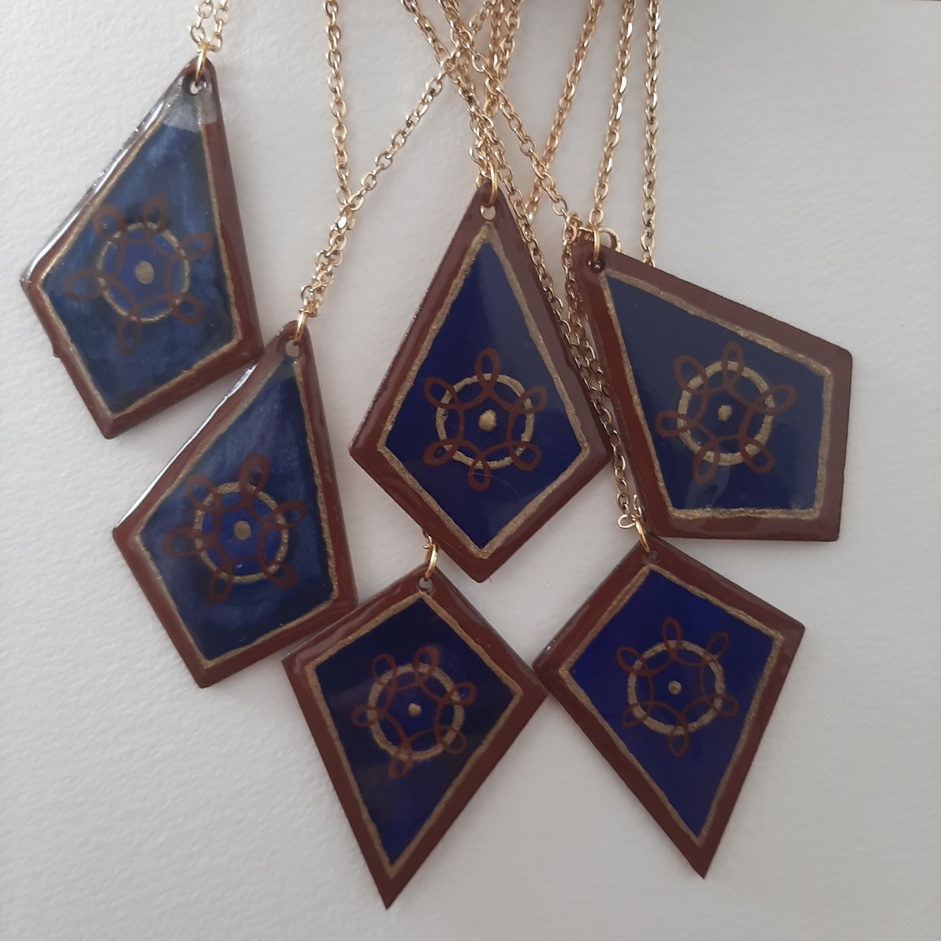 Pendentifs-groupes-verso