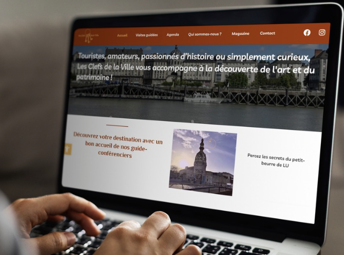 Site-web-les-clefs-de-la-ville-re-alise-par-marie-france-mobio-mf-studio-44-loire-atlantique