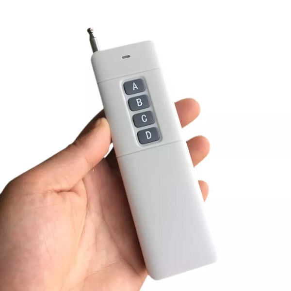 Telecommande-copieuse-TC3000-4000-en-main