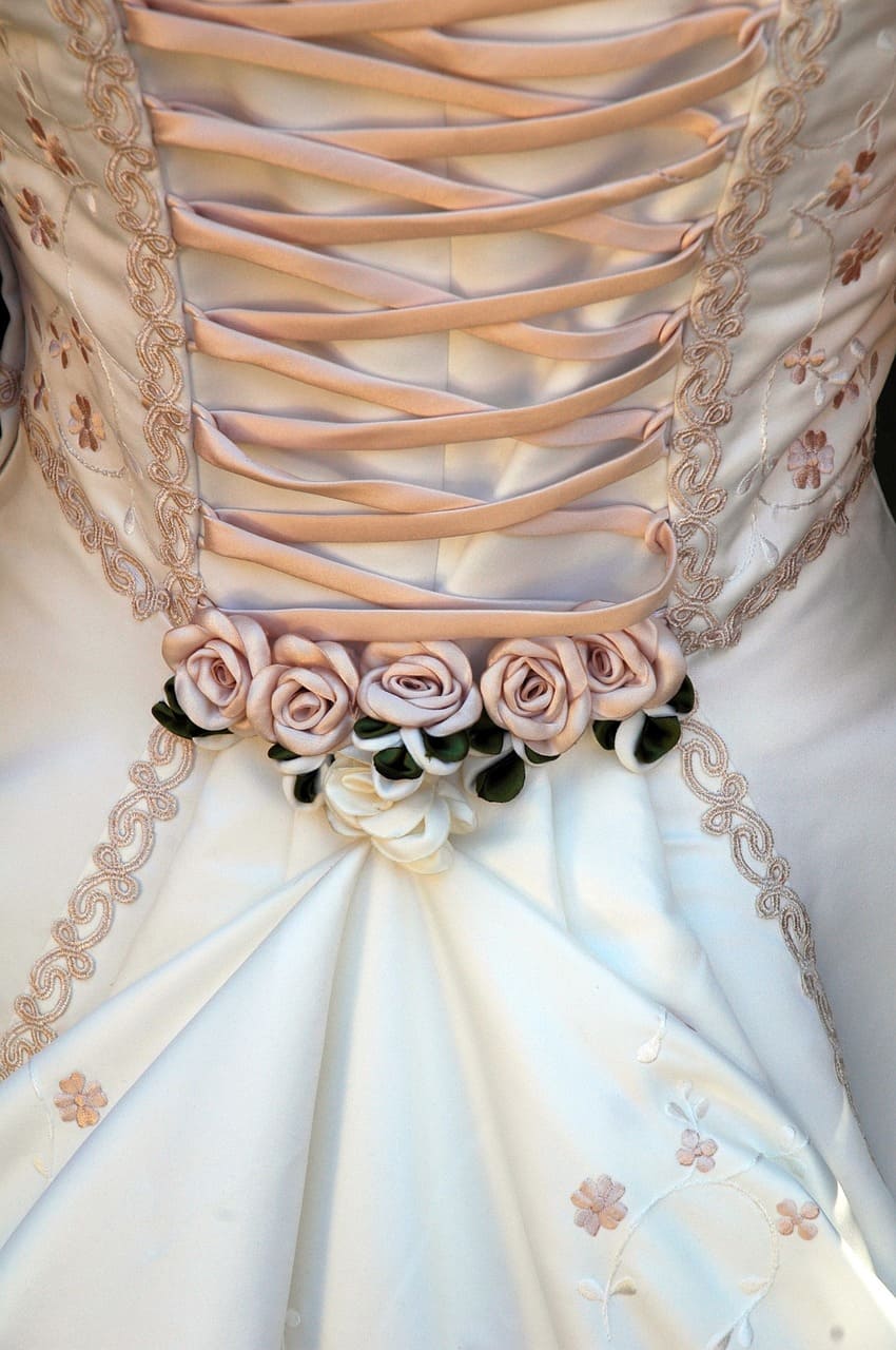 Wedding planner robe mariee rose pale
