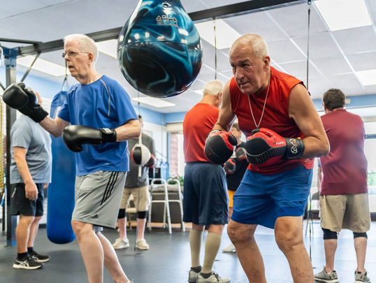 prise en charge parkinson sport cross fit boxe senior marseille