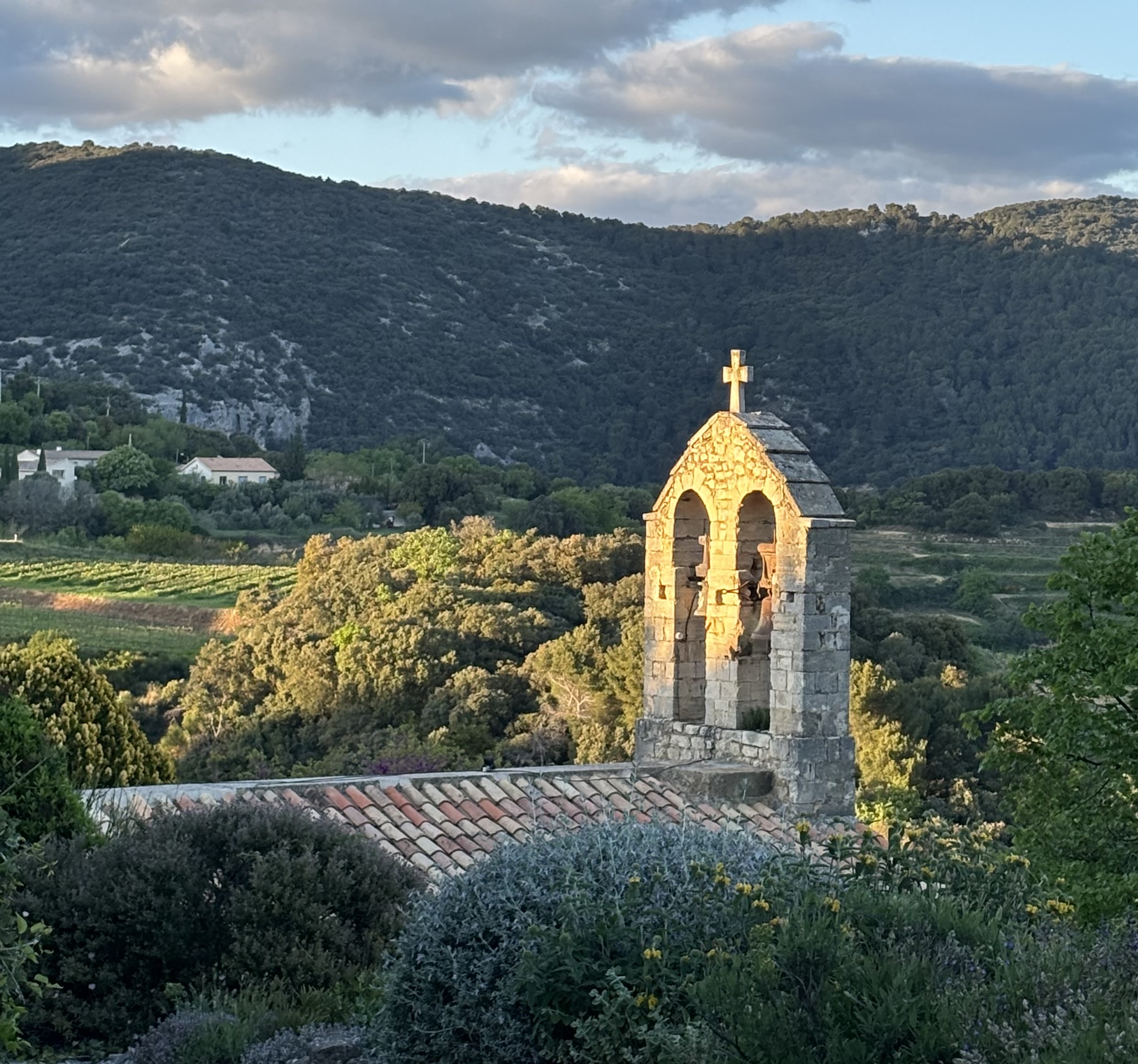 Eglise-clocher-coucher-soleil