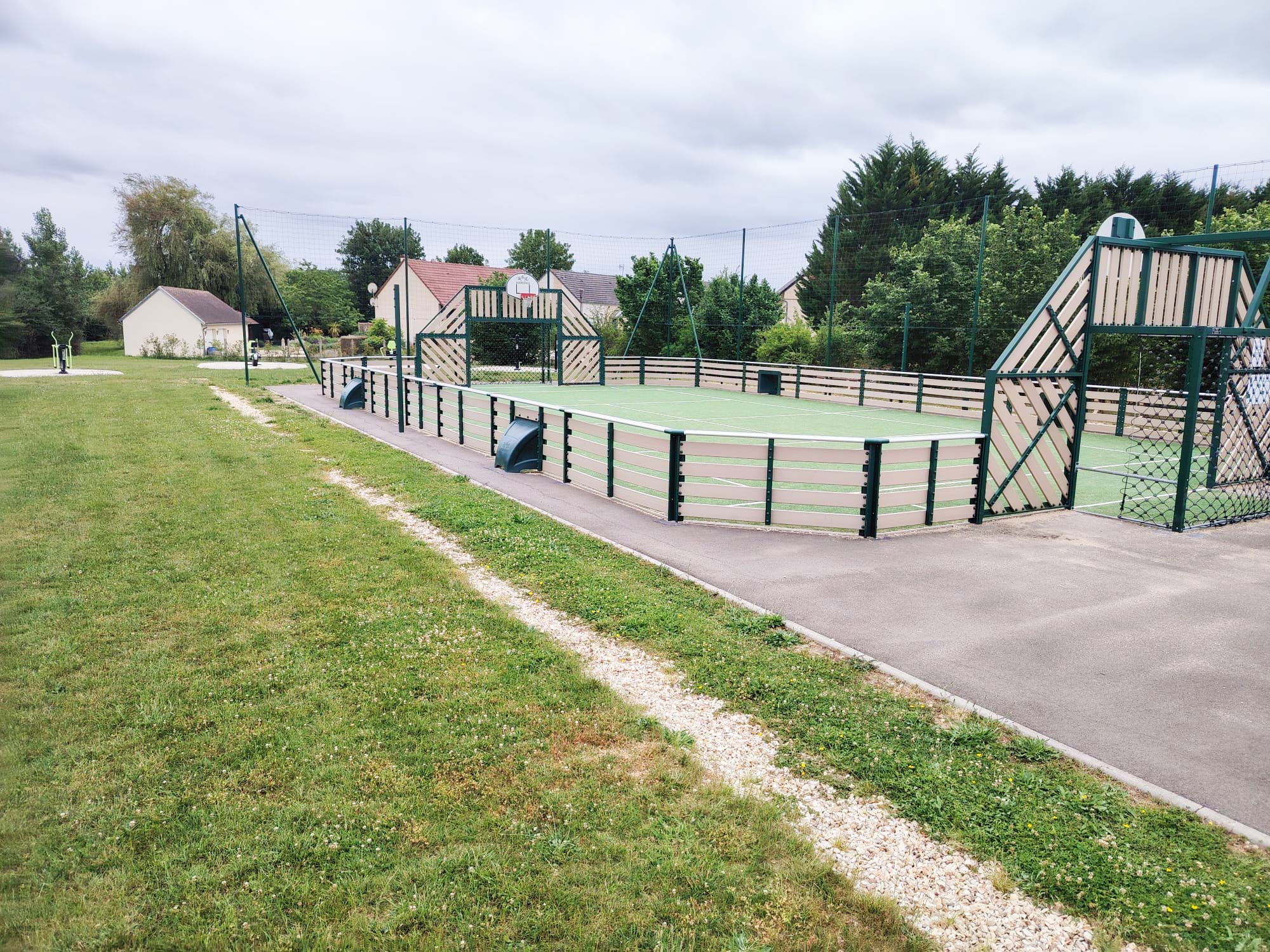 Plaine de jeux val fouzon3