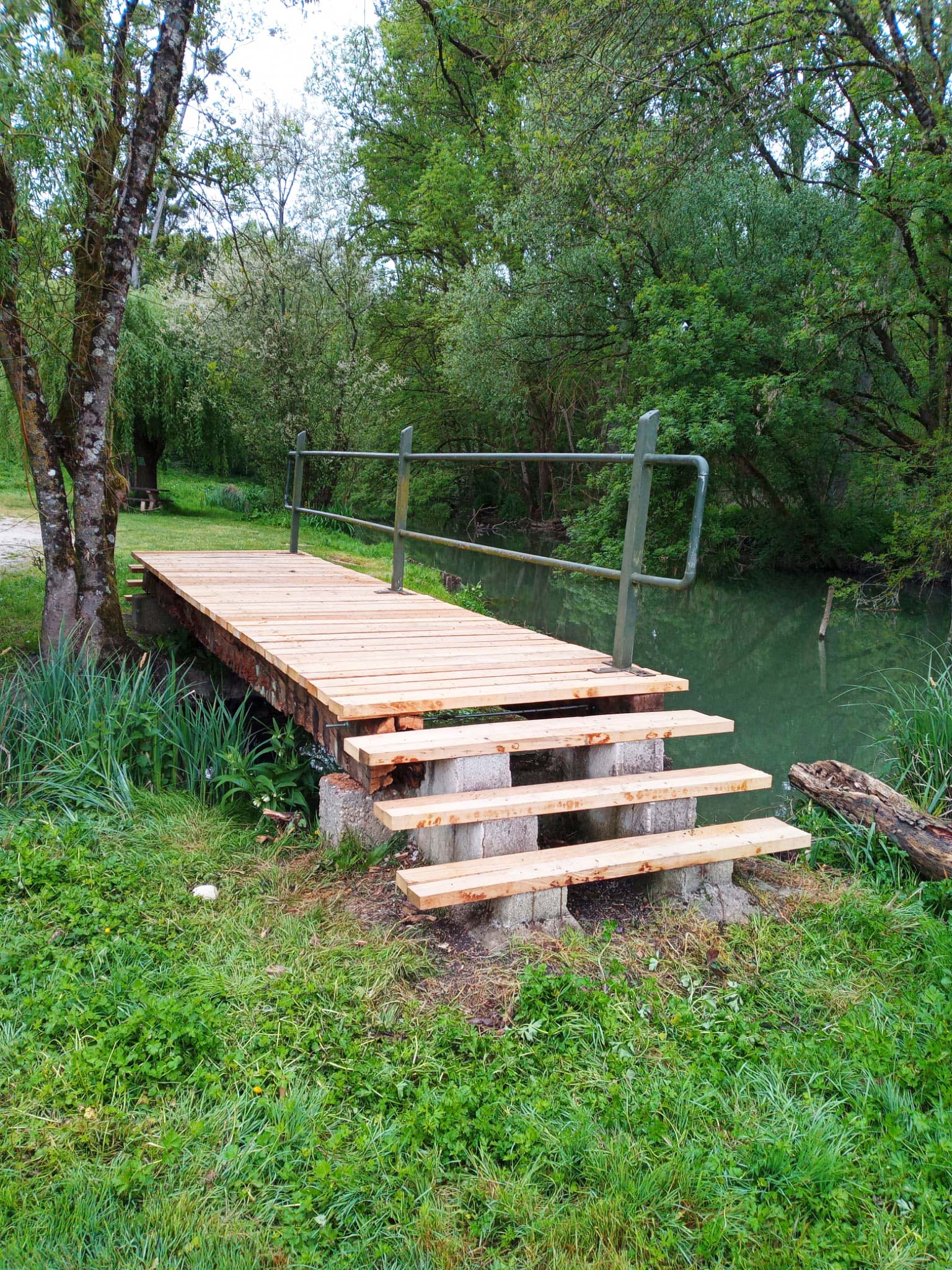 Passerelle rue du gue val fouzon2
