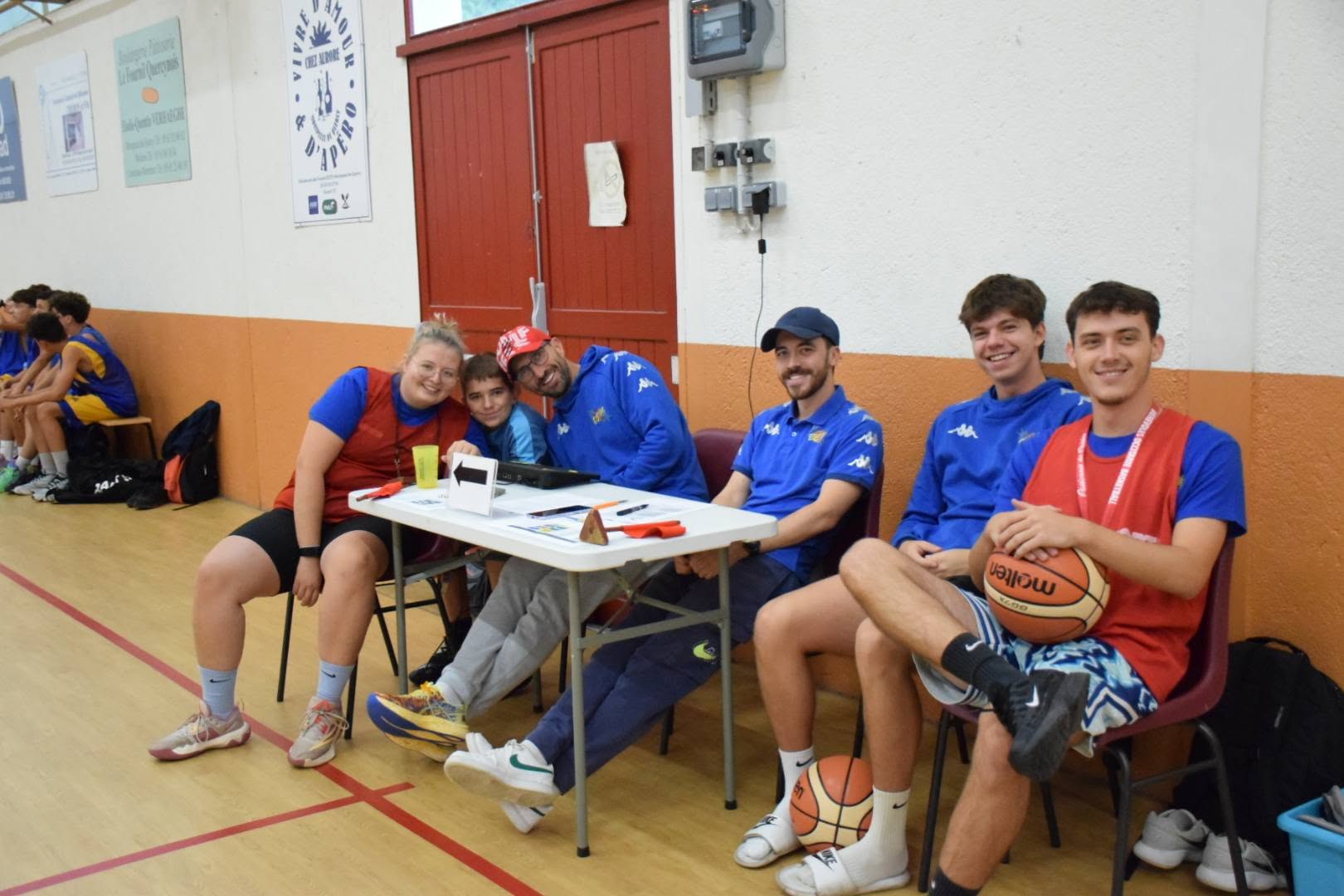Arbitres table
