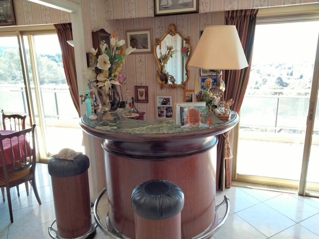 Bar cannes