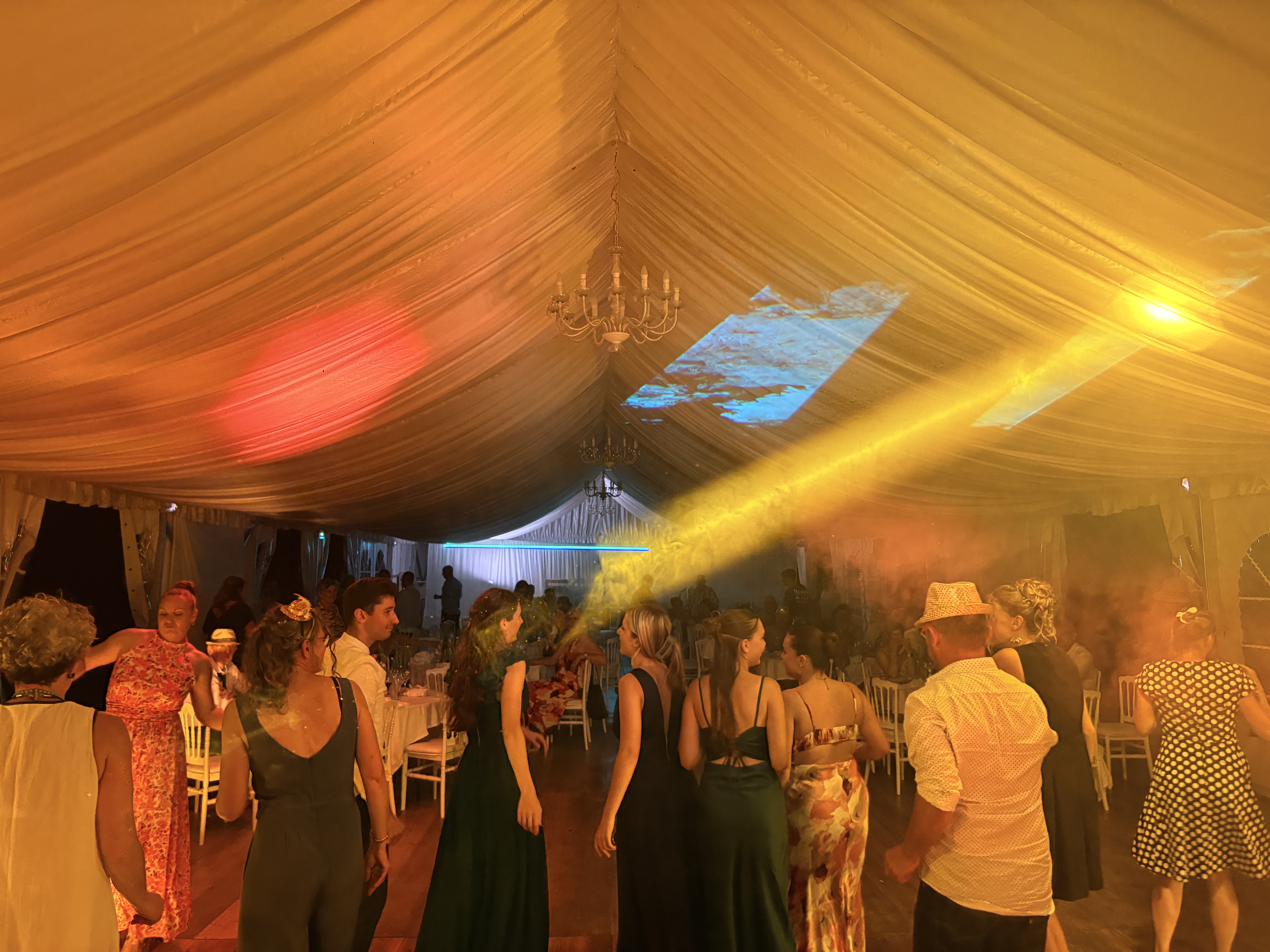  Un superbe mariage ce week-end malgré une chaleur écrasante ! 