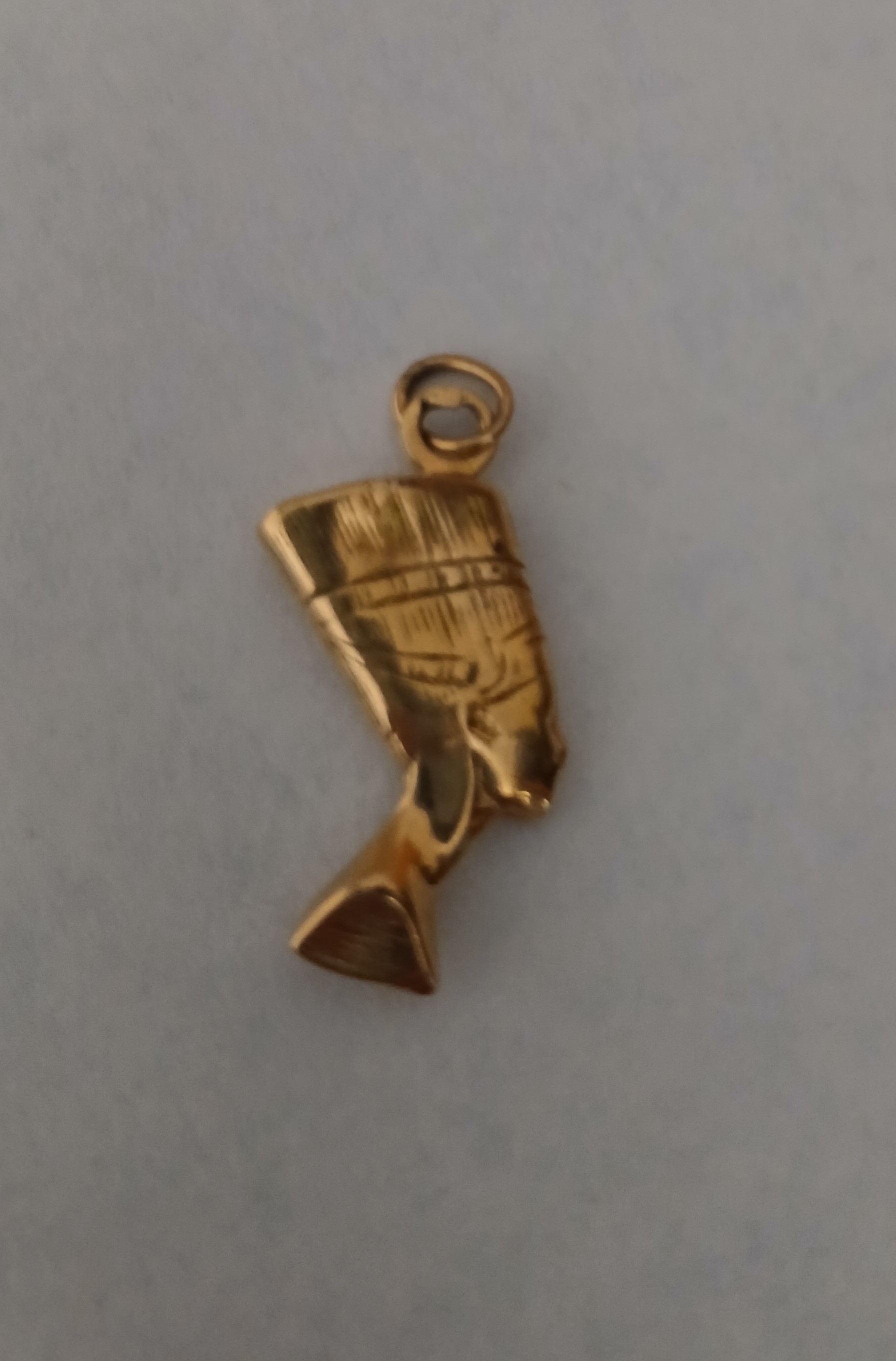 Nefertitipendentif