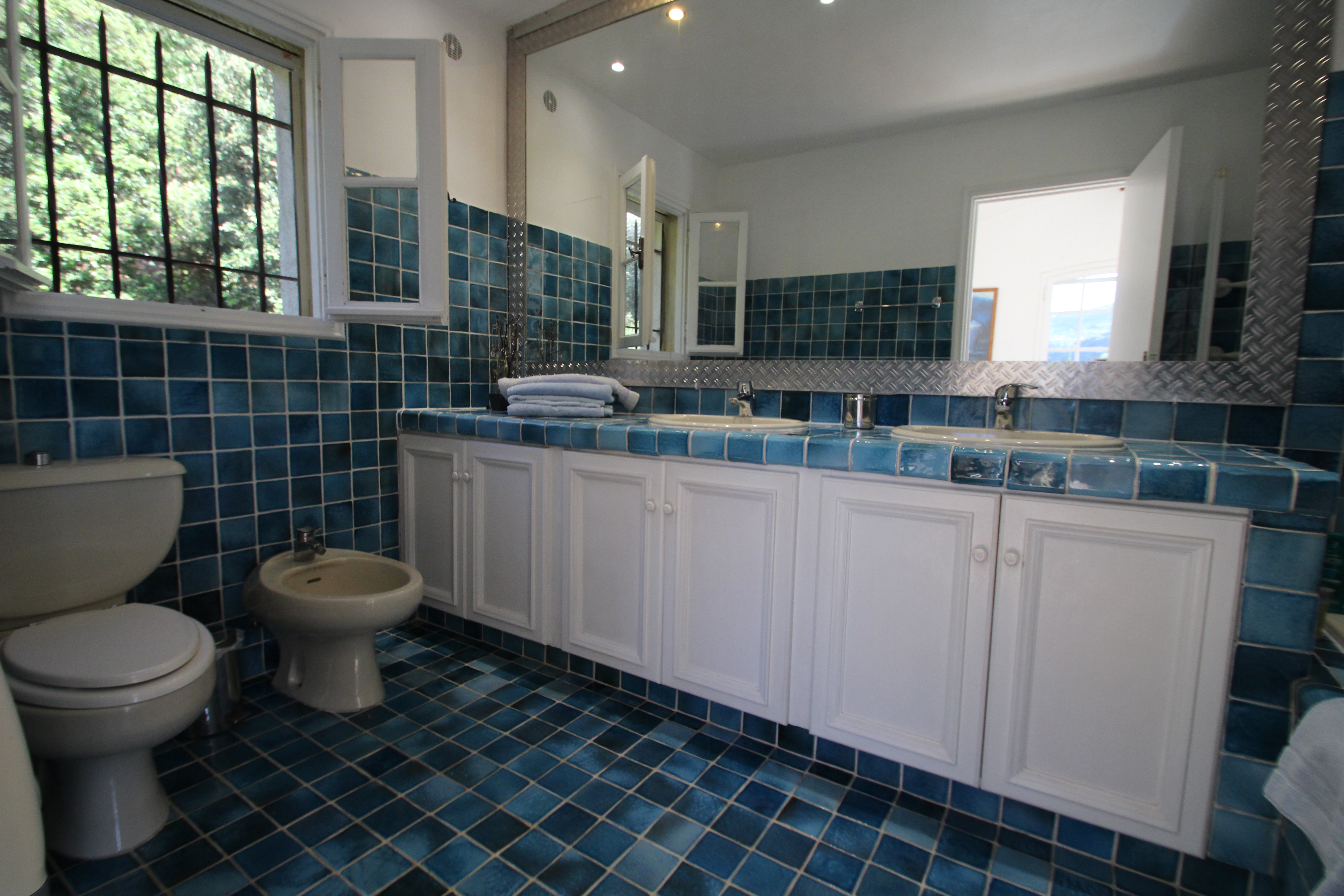 Img 3377 2 salle de bain bl copie copie