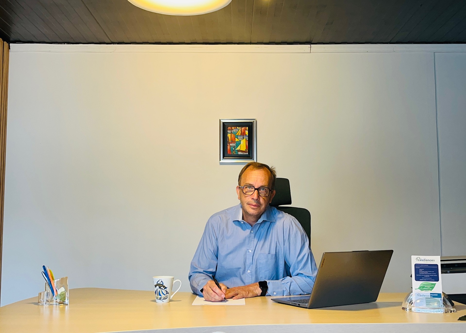 philippe Doucet à son bureau
