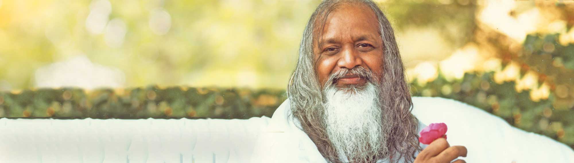Maharishi Mahesh Yogi : le gourou du monde entier
