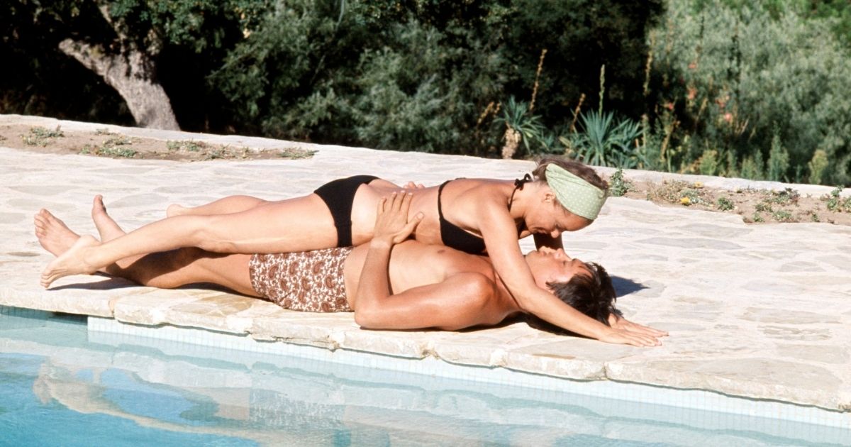 30000 alain delon la piscine