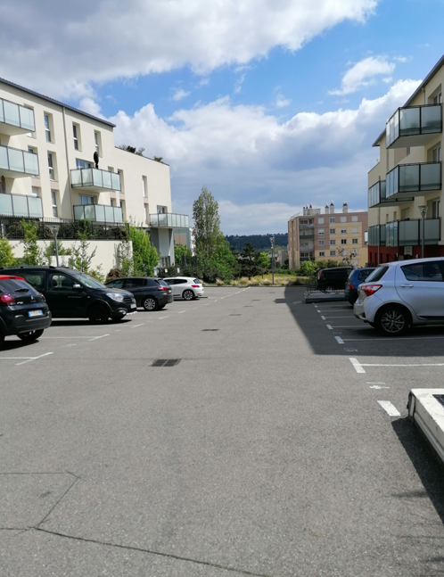 Parking gratuit pole de sante vernaison mft