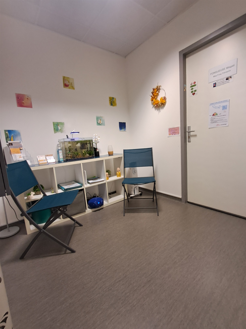 Salle attente cabinet therapies breves vernaison mft