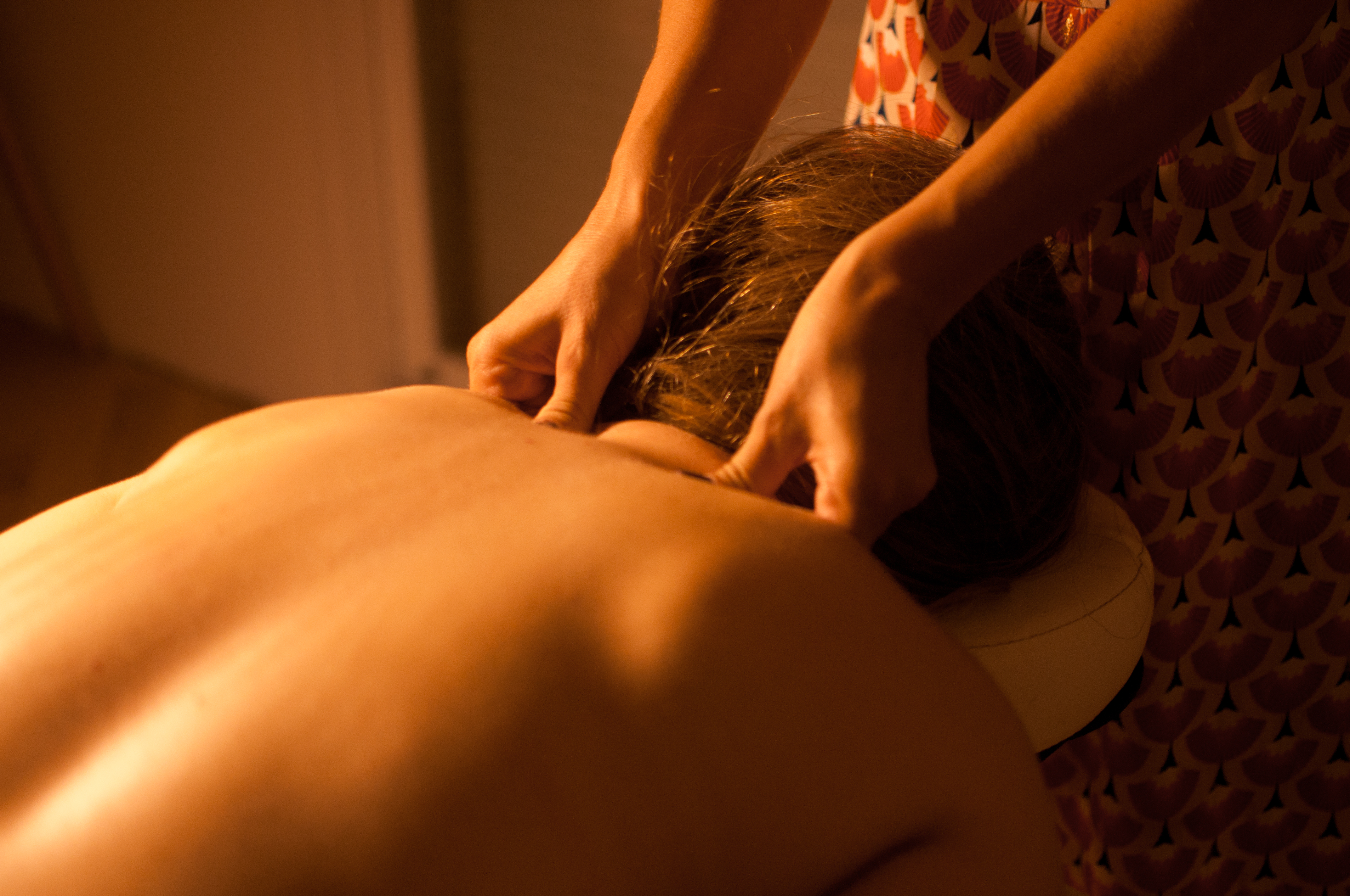 Caroline massage 12