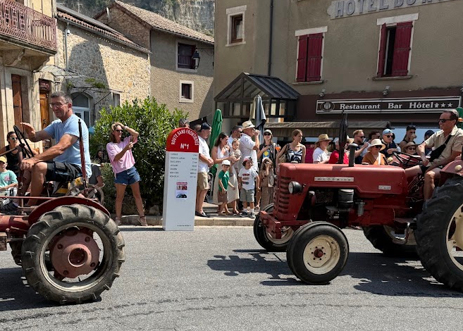 La borne de Cornus  fait la fête
