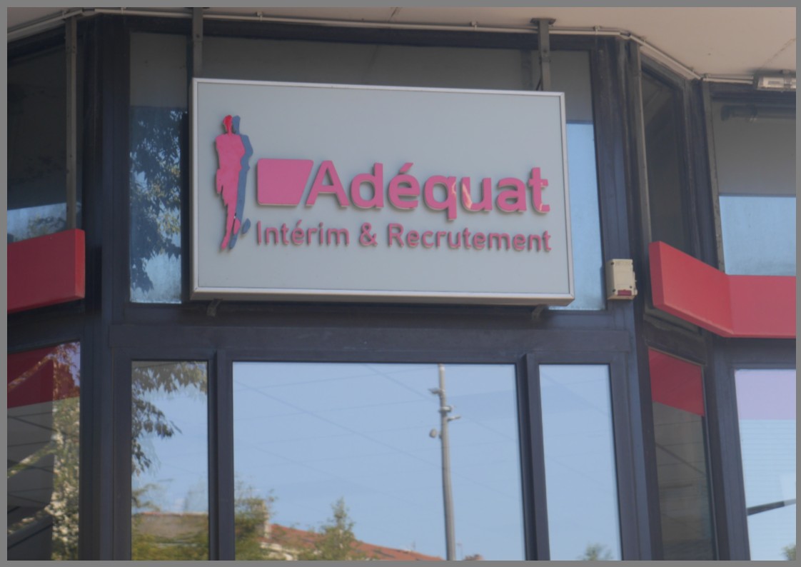 Emploi-adequat