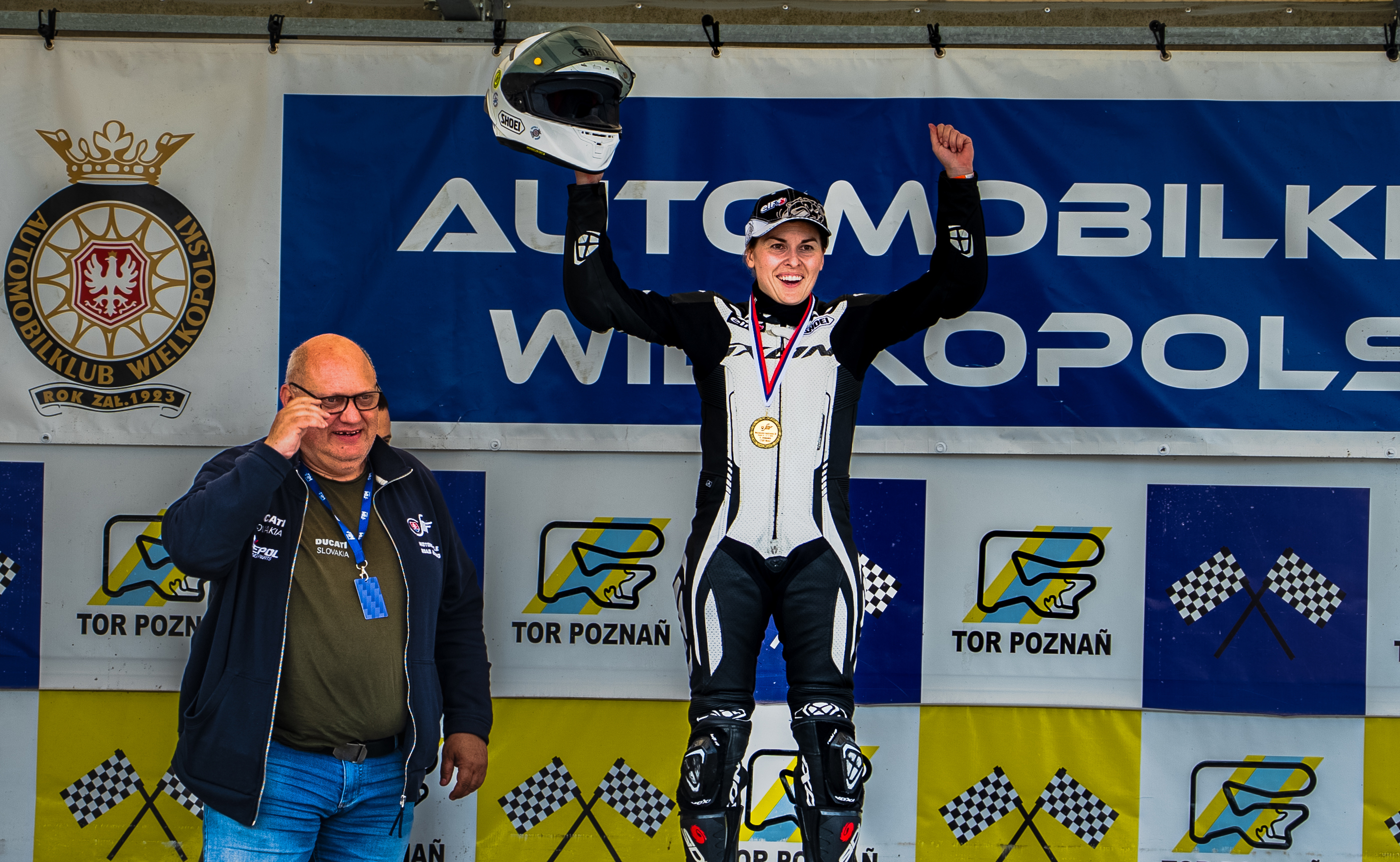 Photo-Podium-Tor-Poznan-Pologne