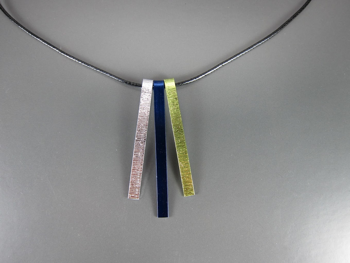 Collier-doroth2e