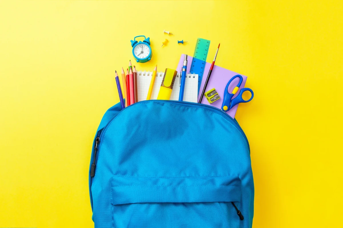 Devoirs, notes, angoisse de rentrée : comment vraiment aider votre enfant sans dramatiser