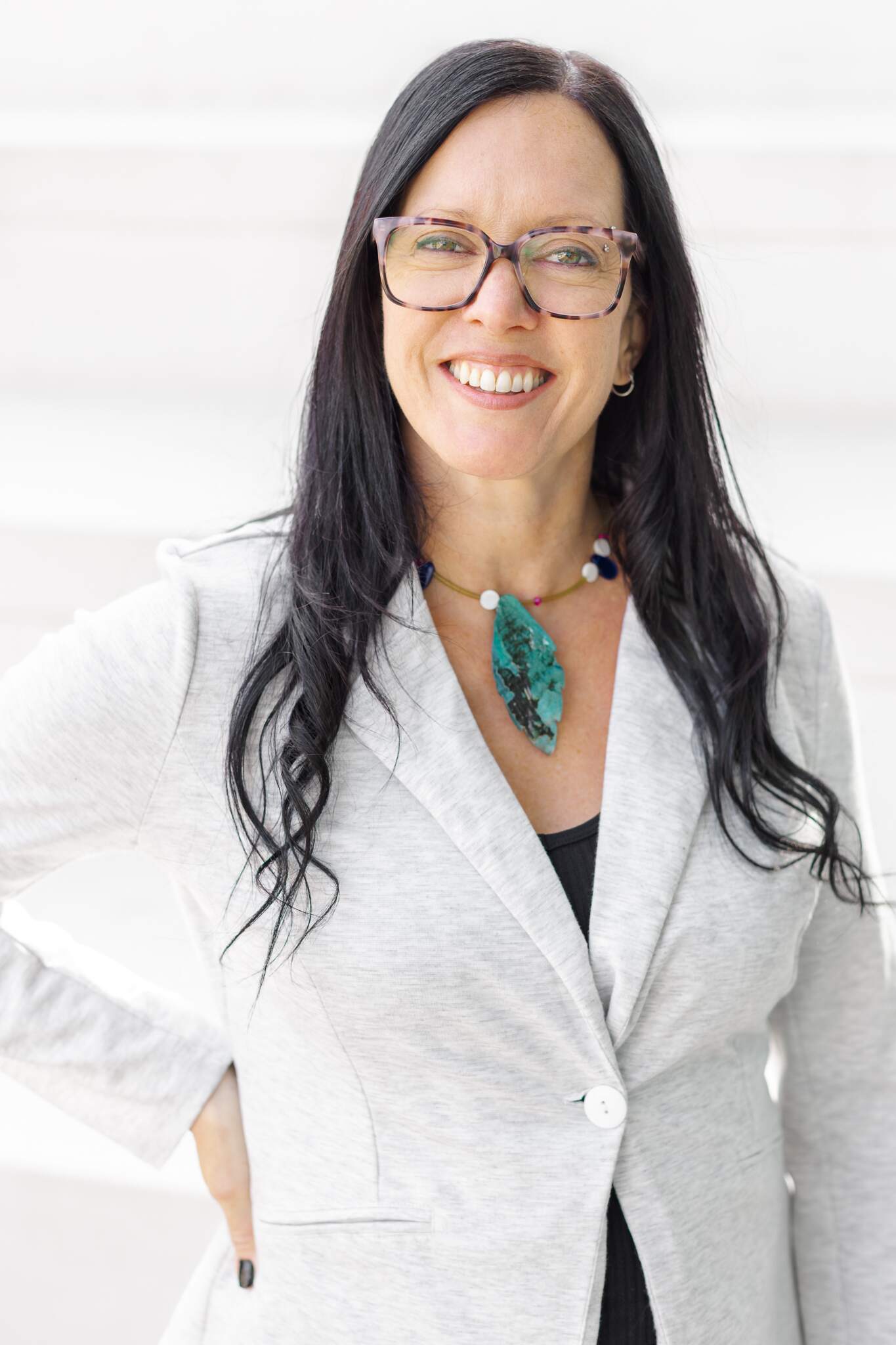 Jennifer-Gravel-TRAL-Format-Web-6-Compresser