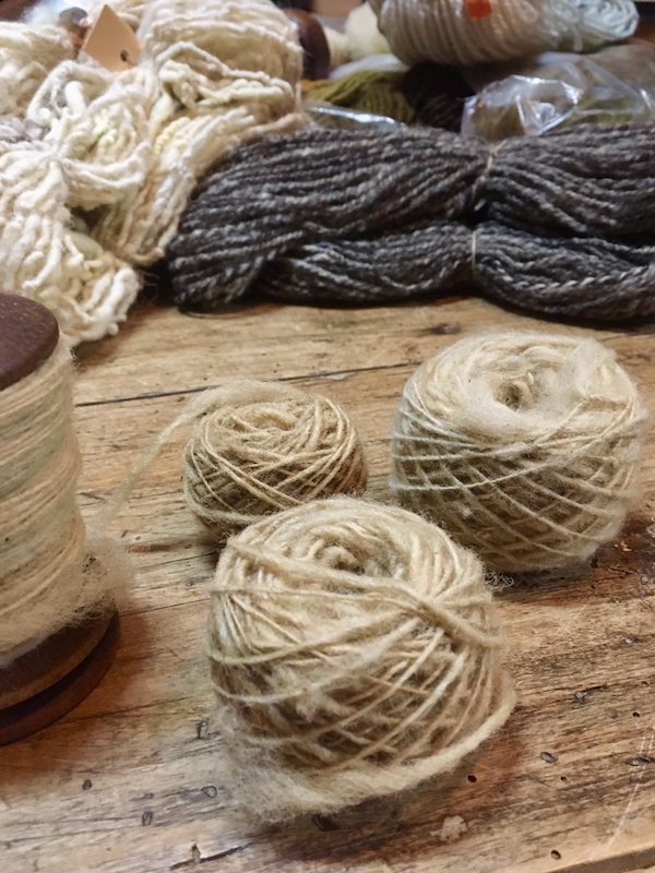 Atelier-laine-Pelotes