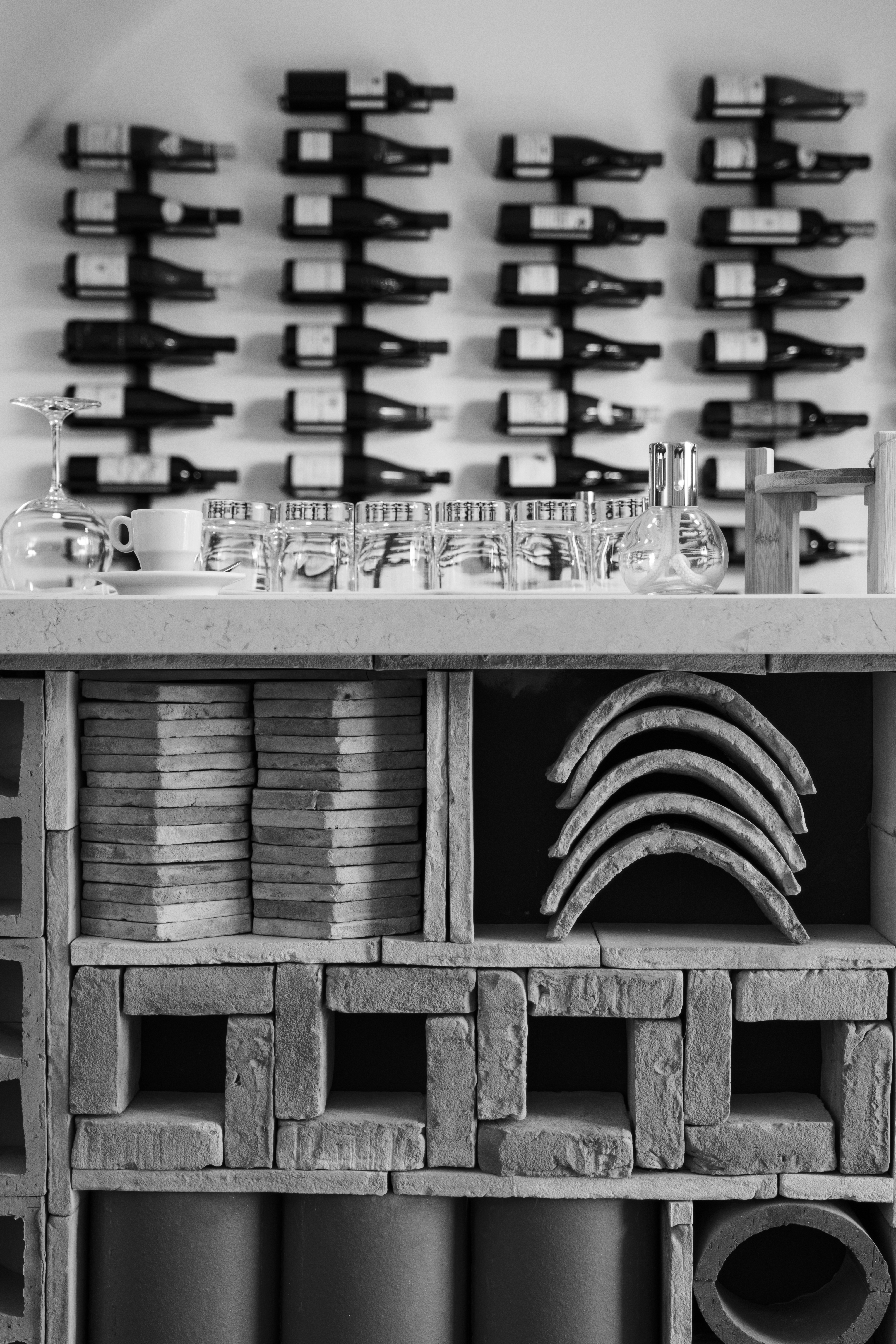 Décoration intérieure - photographie en noir et blanc, revue CASANOVA