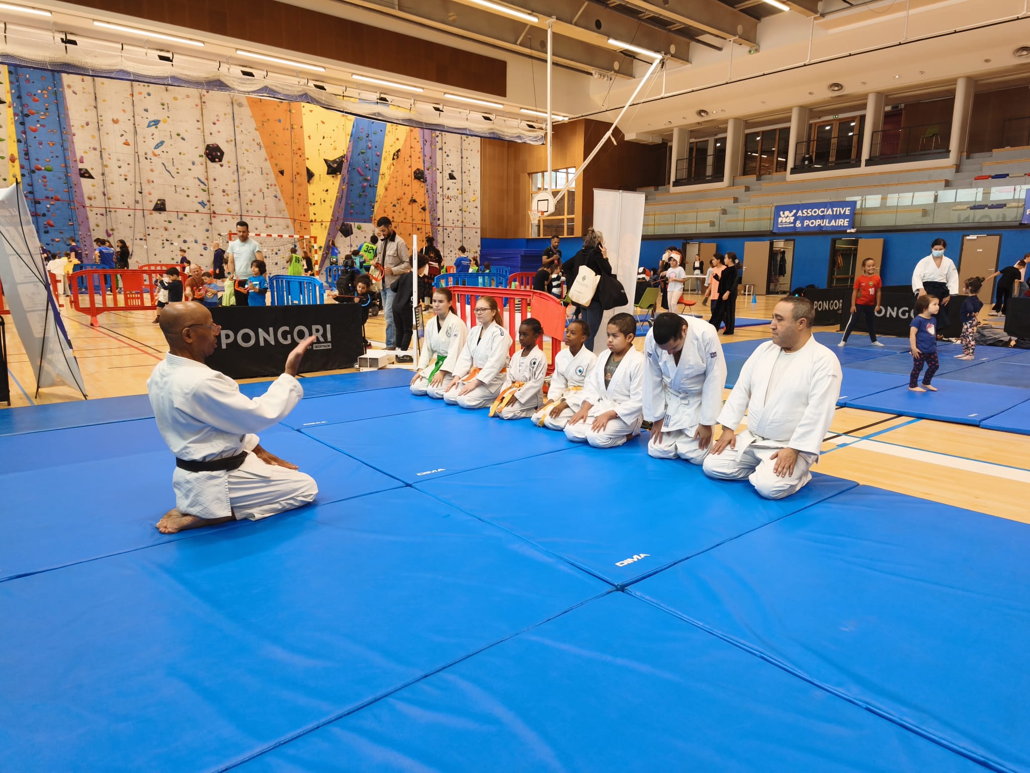 Les judokas du club au festival des pratiques partagées
