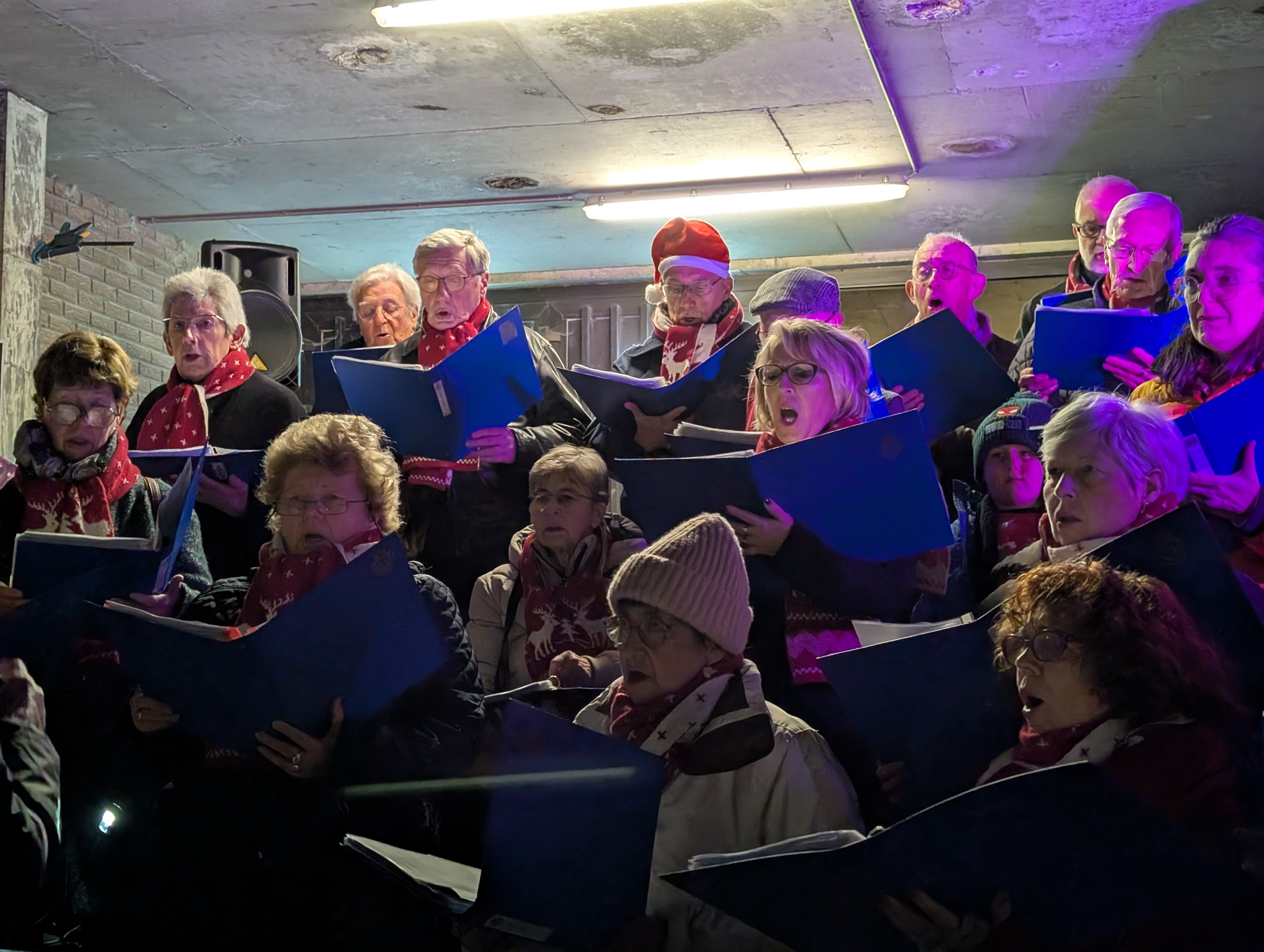 2025-12-14-parvis-eglise-Engis-1-