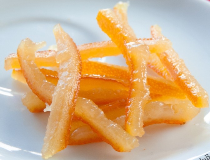 Ecorces-d-orange-confites