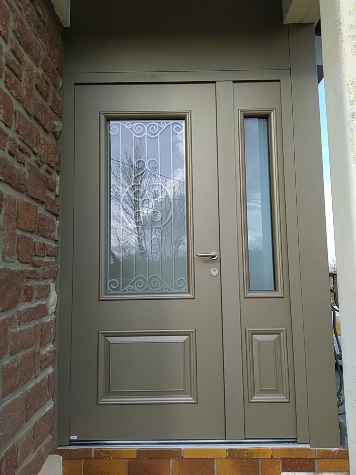 Porte entree6