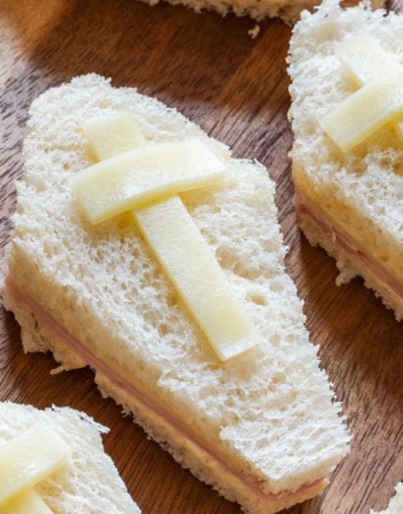 Cercueil-sandwich