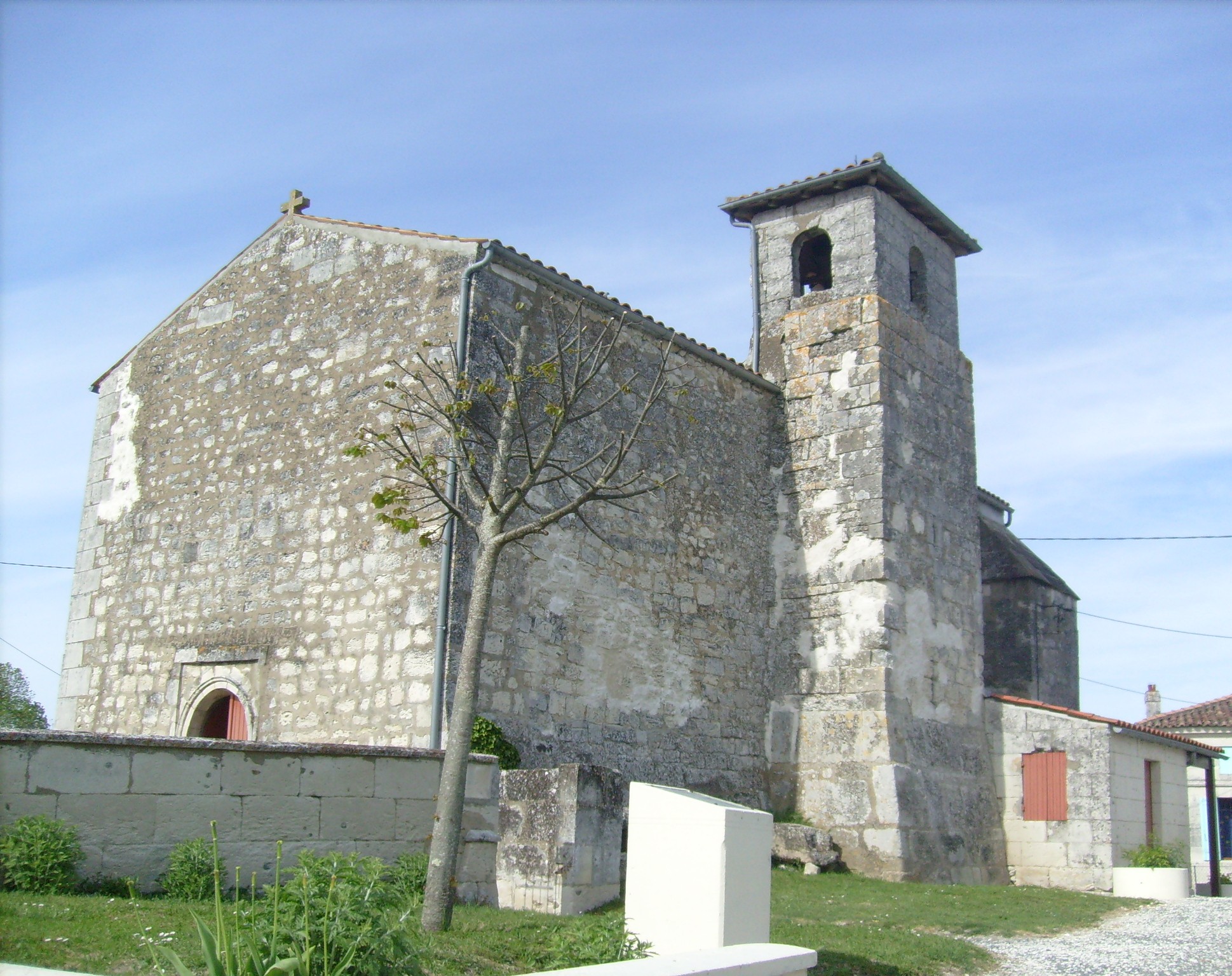 Eglise Saint-Romain de Saint Romain sur Gironde