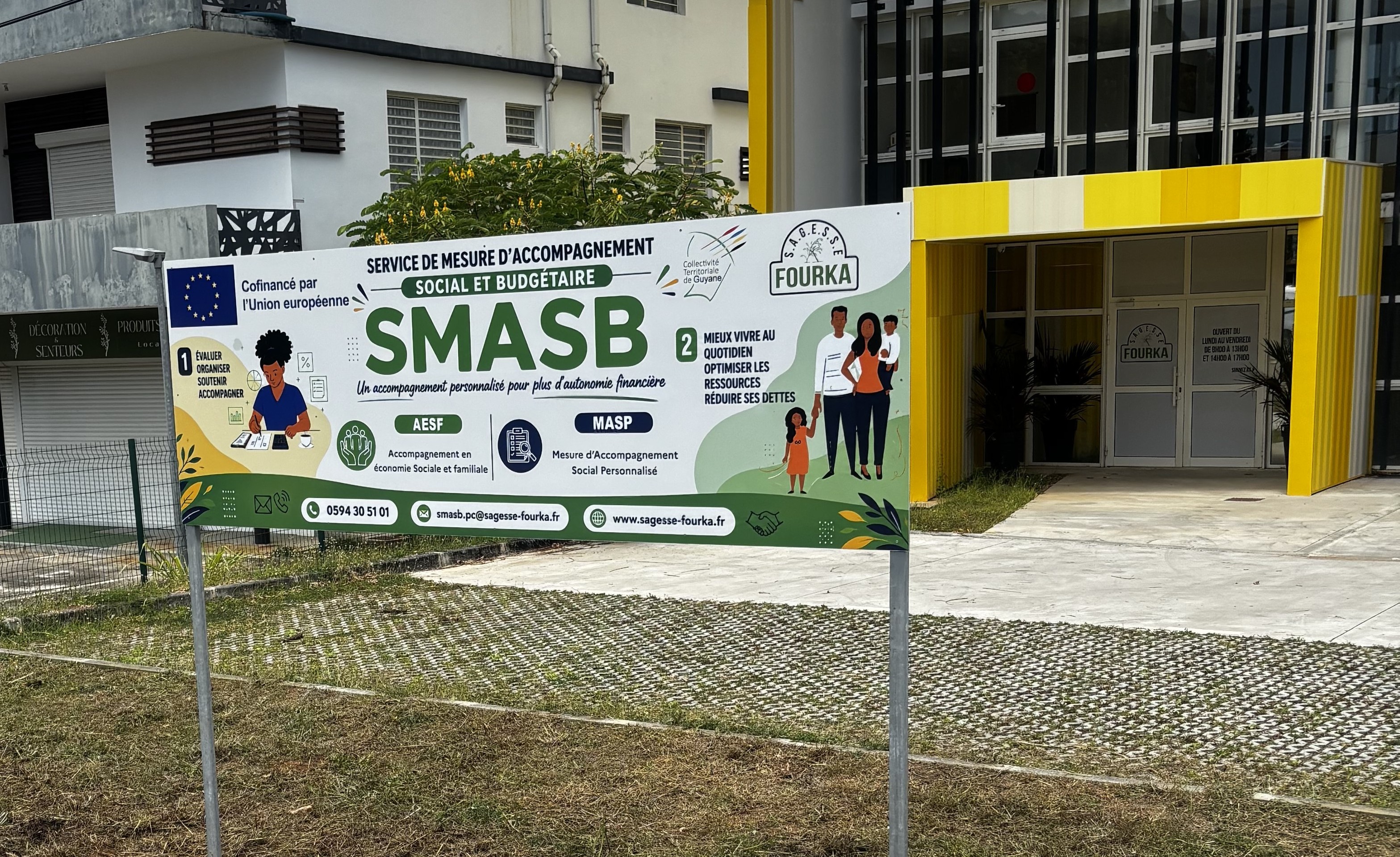 Panneau-d-affichage-smasb