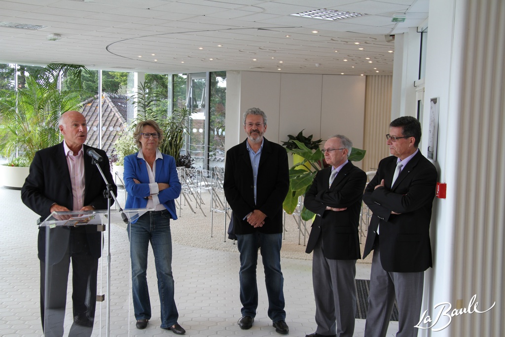Remise de la medaille du sport hotel de ville l 02 05 2014 03