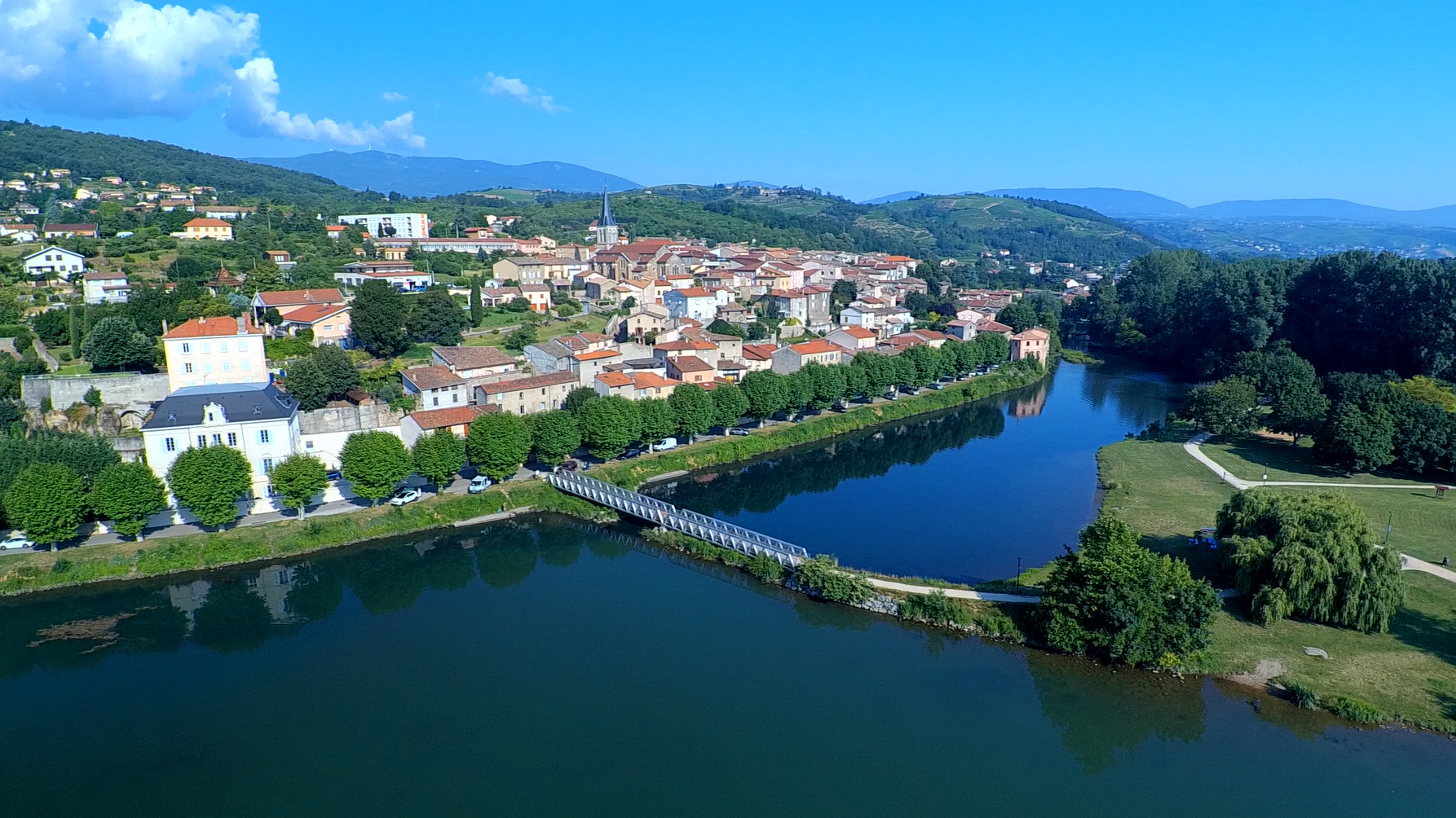2018 vue st pierre par drone png