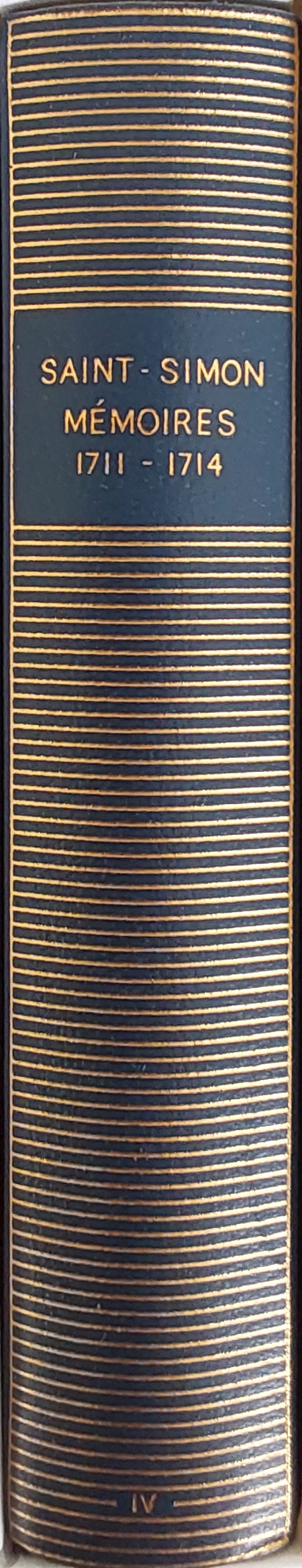 Volume 95 de Saint-Simon dans la Bibliothèque de la Pléiade.