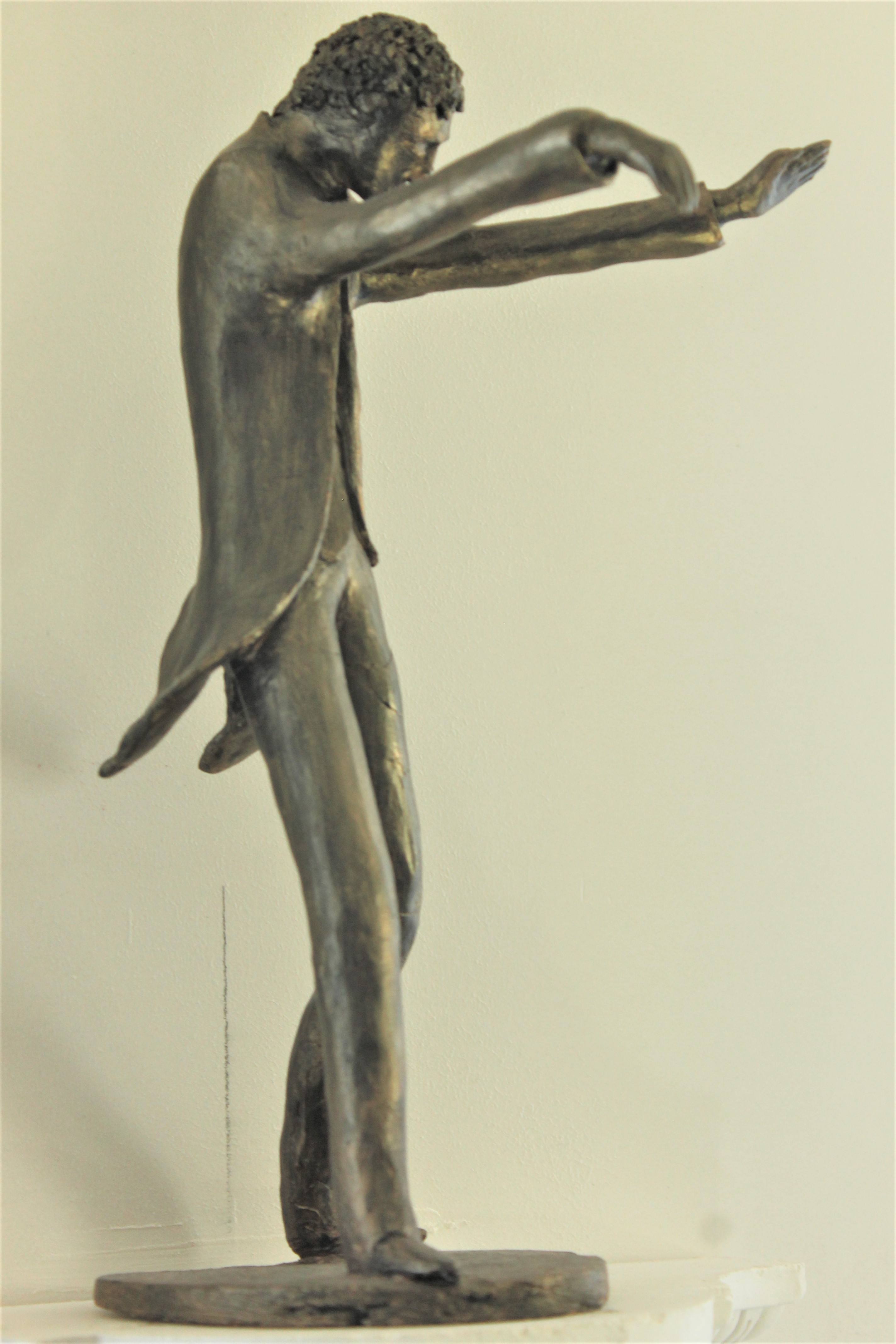 Maestro hauteur 33 argile peinte et resine