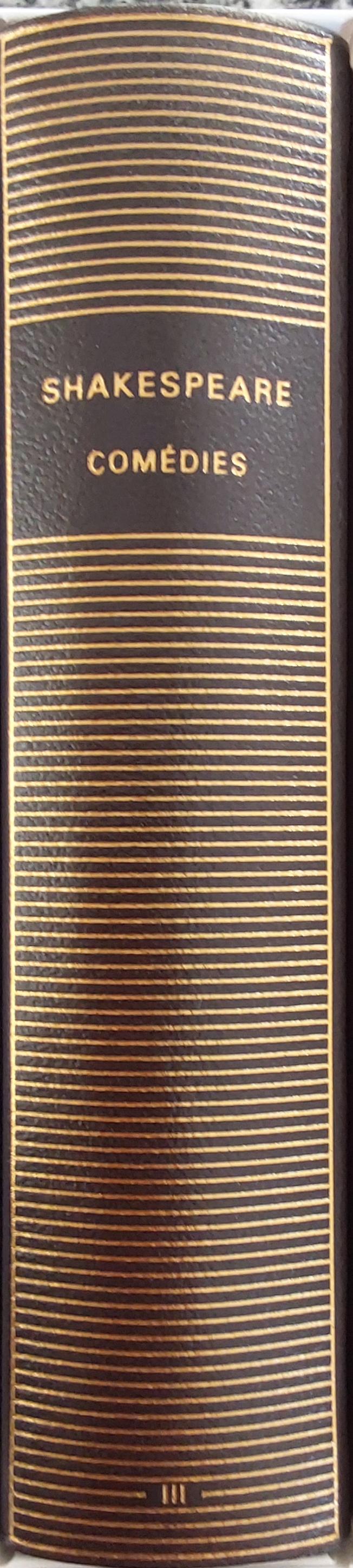 Volume 614 de Shakespeare dans la Bibliothèque de la Pléiade.