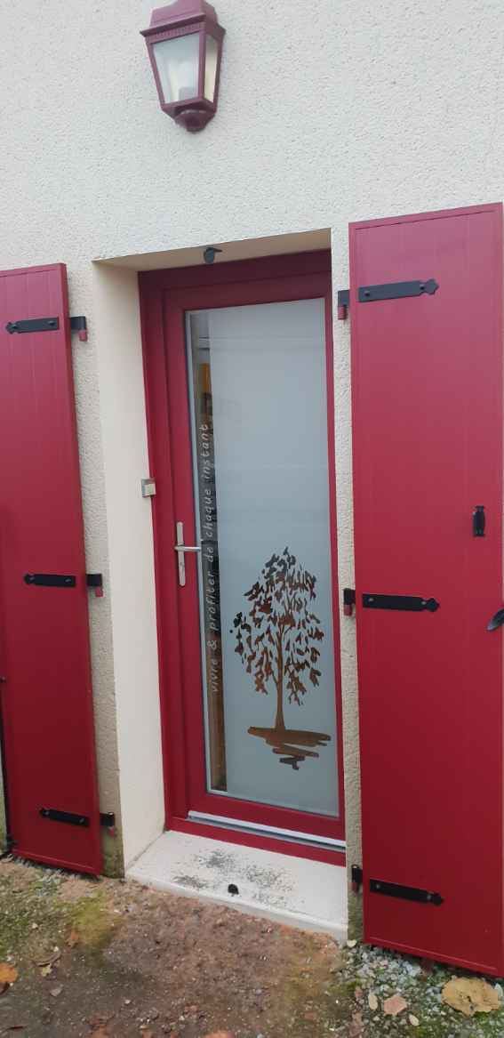 Joulain porte signature vitree