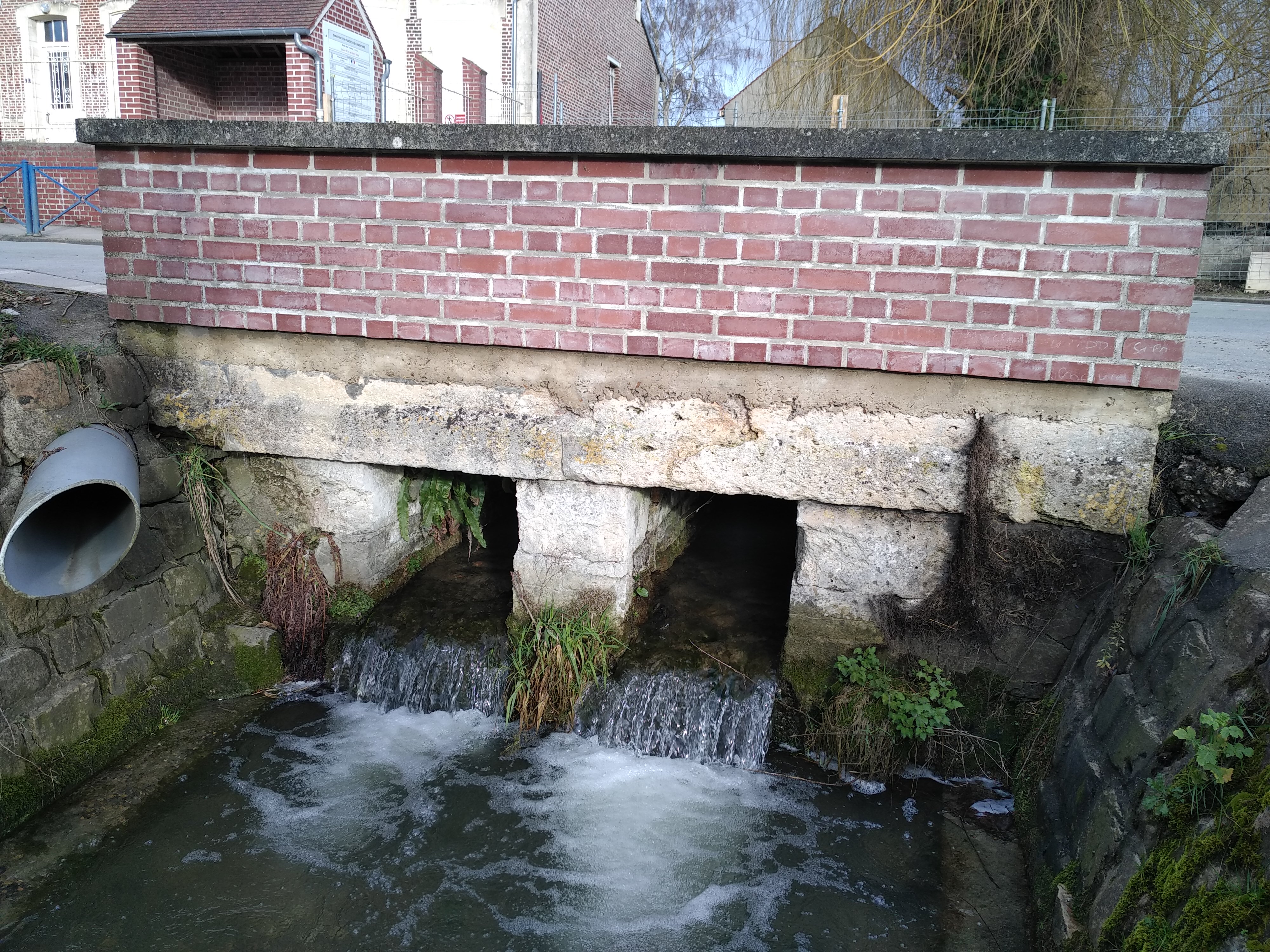 Pont de roye sur matz