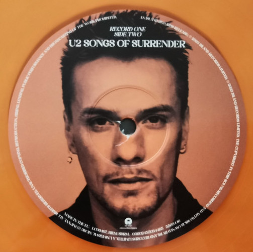 R 26446712 1679405923 8972