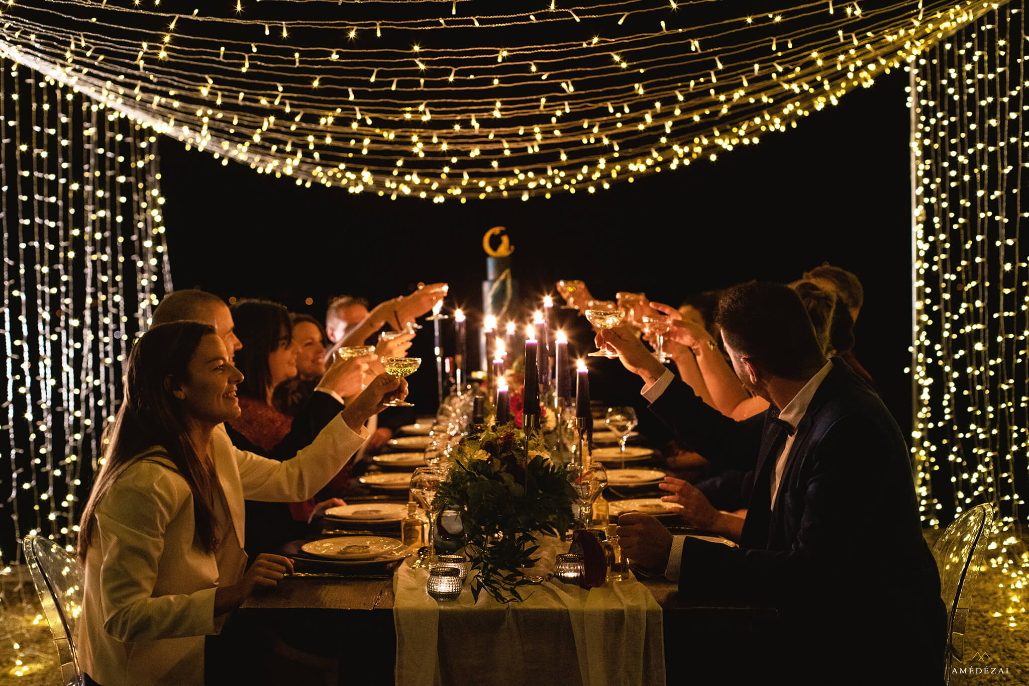 mariage nuit  exterieur ciel lumineux rideaux lumineux guirlande led pur bonheur wedding planner