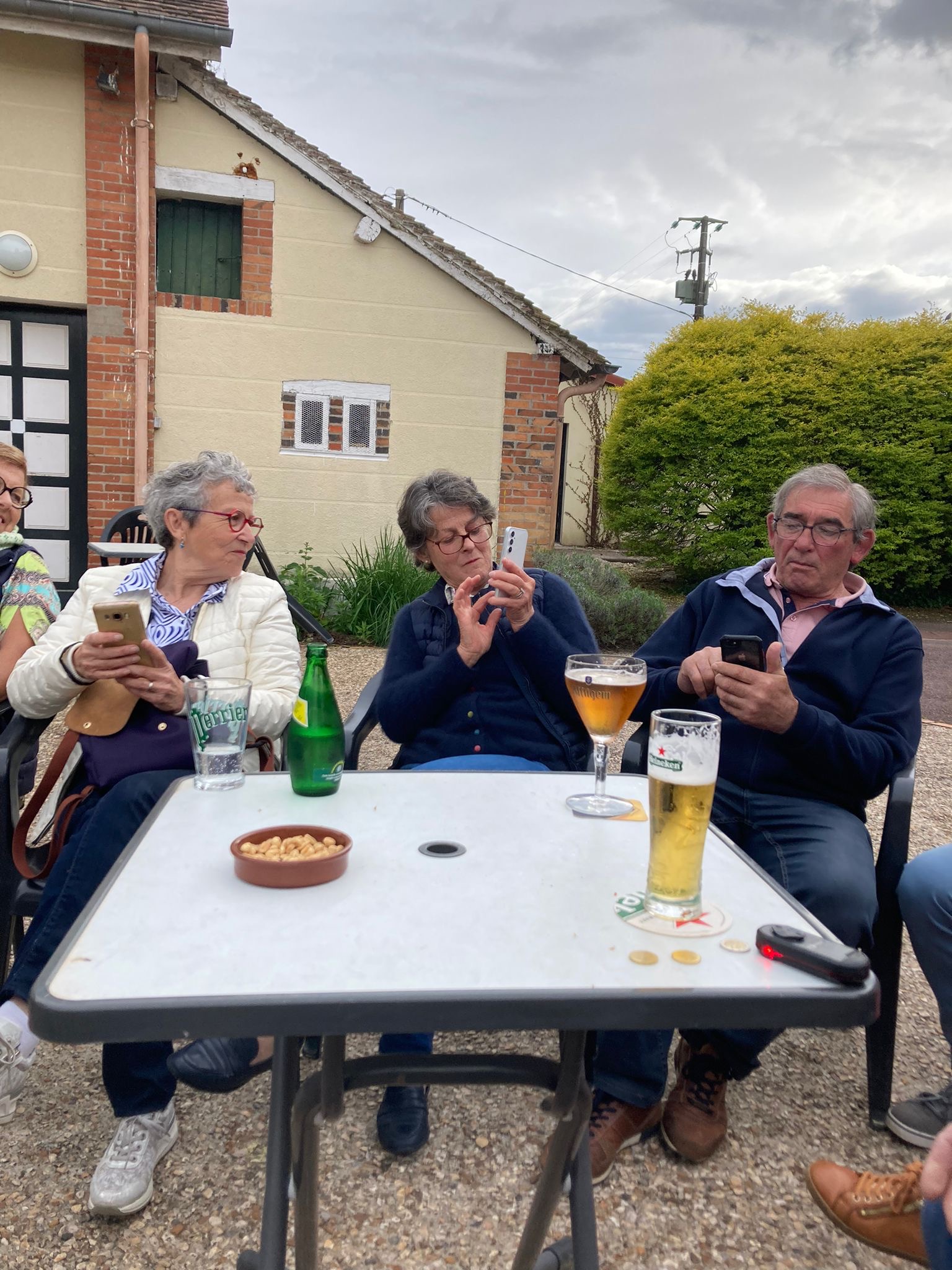 C2e75764 8689 408d 8e9c 93adc39b3684