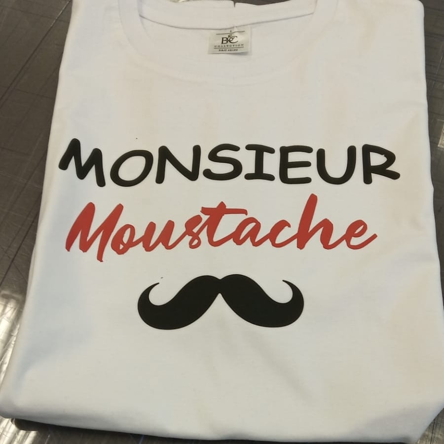 Monsieur moustache