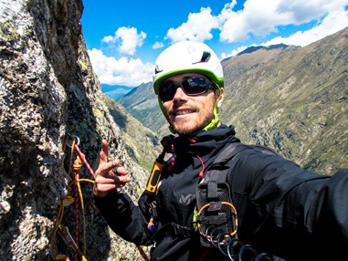 Selfie au sommet du Pic de la Madelon en Ariège