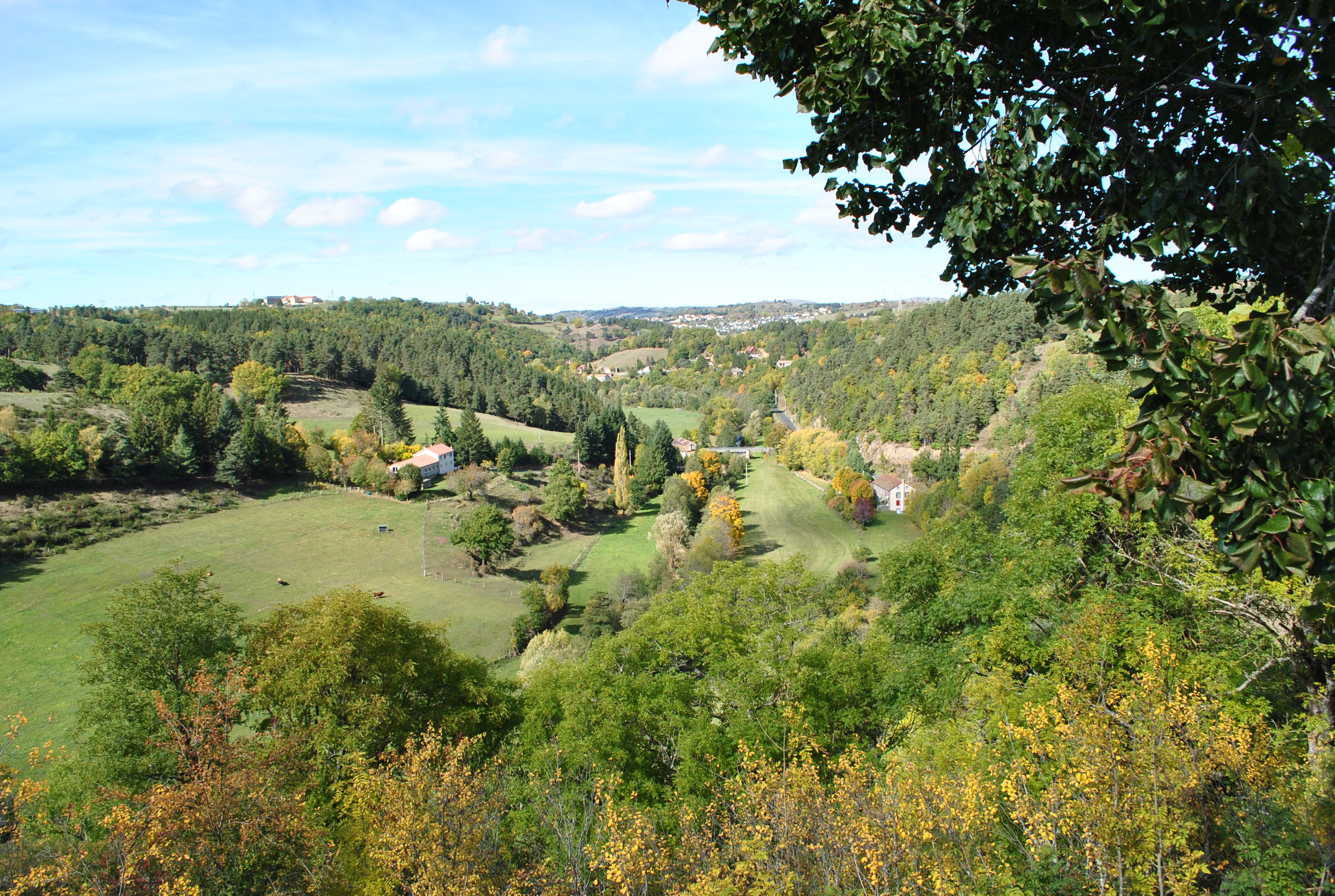 Vue du bourg sur le l ander