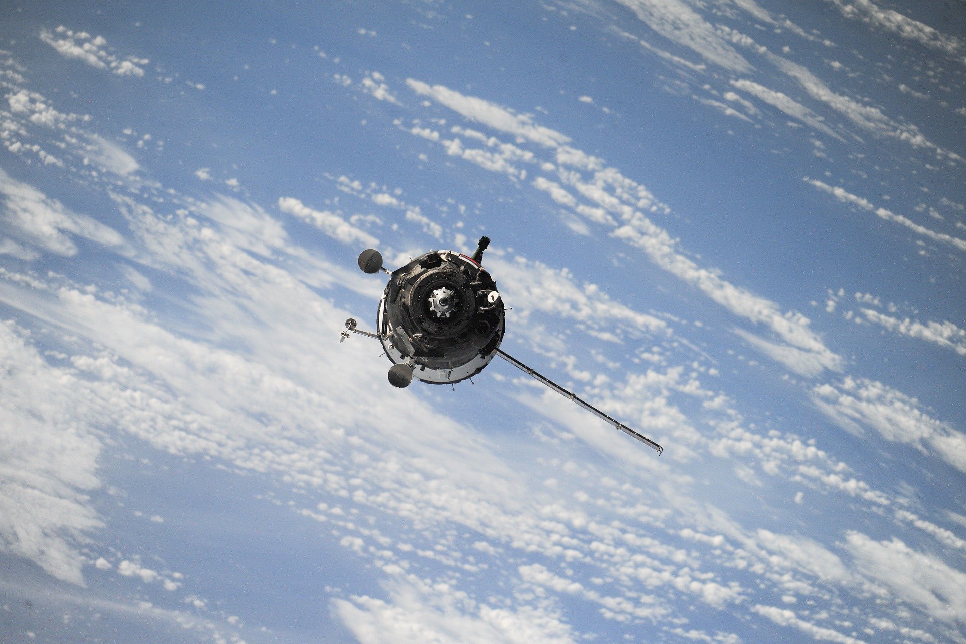 Satellite-1030782 1920