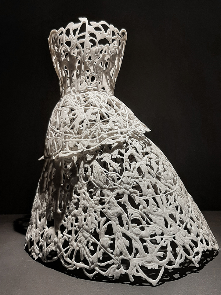 Diane-Tenret-volupte-porcelaine-19x17cm-Diane-Tenret- P
