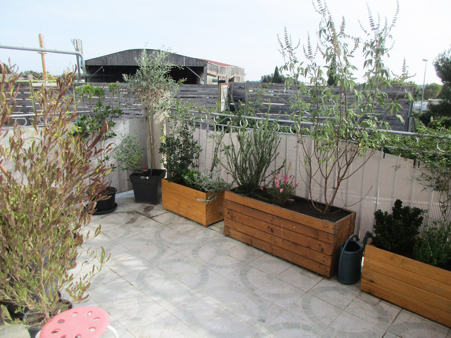 Bacs en bois plantations castries montpellier